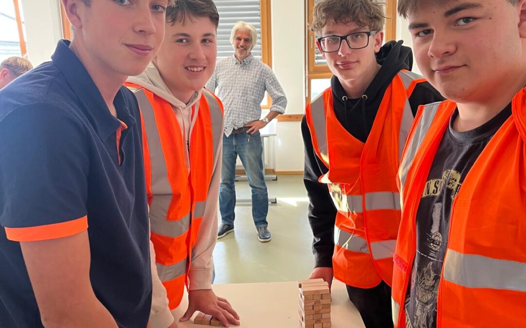 Vom Klassenzimmer in die Praxis